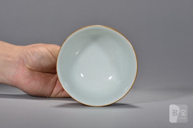 清乾隆 青釉粉彩四季花卉诗文碗 - 图5